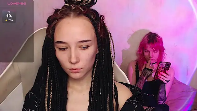 Snapshot of Robin_yourss chatting on 11-23-25, 01:22 Robin yourss online show from 11-23-25, 01:22