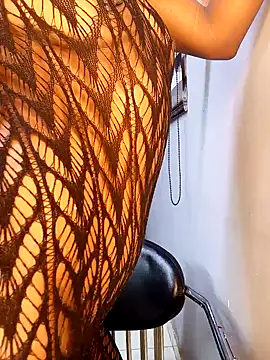 Snapshot of DickDiva1 chatting on 02-21-25, 02:06 DickDiva1 online show from 02-21-25, 02:06