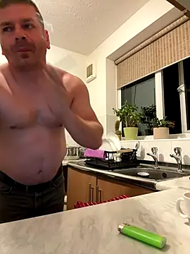 Dan NFS online show from 09-16-25, 03:07