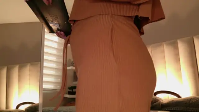 Megan mooree  online show from 10-15-25, 12:16