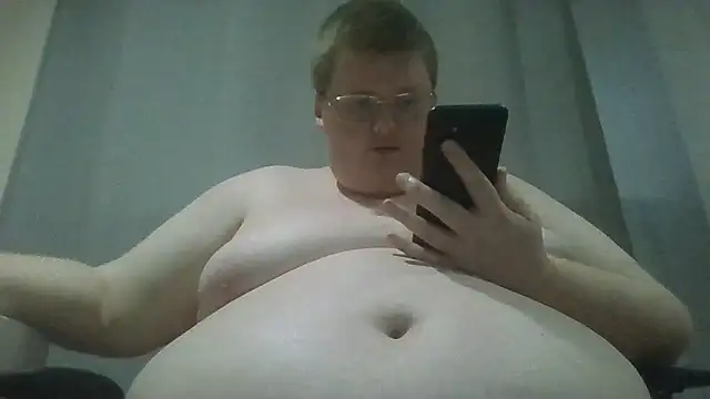 Snapshot of Richard_Moneyshot_23 chatting on 01-10-25, 08:15 Richard Moneyshot 23 online show from 01-10-25, 08:15