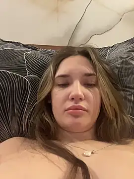 Holly Molii online show from 03-14-26, 04:51