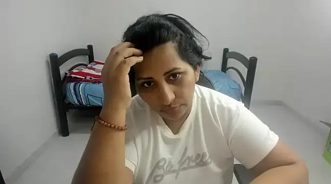 Snapshot of nikol_sexy39 chatting on 01-12-25, 02:09 nikol sexy39 online show from 01-12-25, 02:09