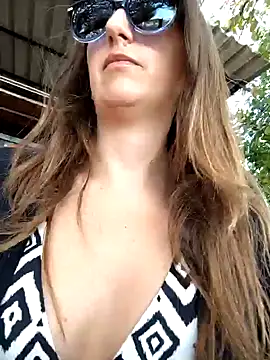 Snapshot of Alexvit2616 chatting on 02-11-25, 03:18 Alexvit2616 online show from 02-11-25, 03:18