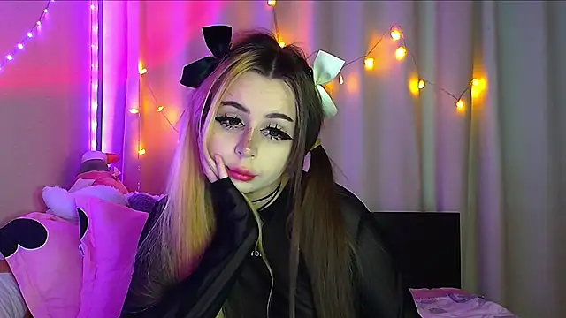 suemeow online show from 02-16-25, 05:37