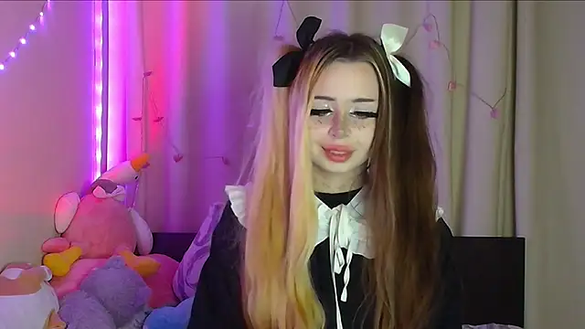 suemeow online show from 03-13-25, 03:33