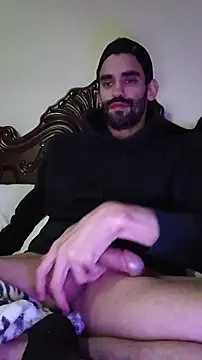 Snapshot of johngil0995 chatting on 12-18-25, 07:14 johngil0995 online show from 12-18-25, 07:14