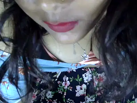 Snapshot of Kinjal_patel01 chatting on 05-05-26, 06:38 Kinjal patel01 online show from 05-05-26, 06:38