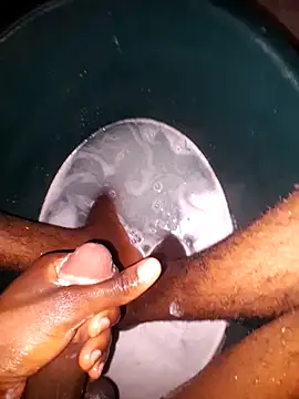 Snapshot of smalldick643 chatting on 03-01-26, 11:01 smalldick643 online show from 03-01-26, 11:01