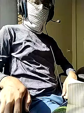 hotboy22 online show from 11-17-25, 07:47