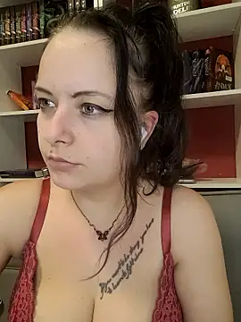 Snapshot of Lilith__Mystery chatting on 01-07-26, 07:27 Lilith Mystery online show from 01-07-26, 07:27