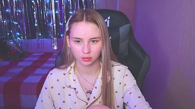 doll barbieee online show from 12-31-24, 09:53