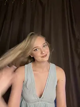 Alisa Rise online show from 01-25-25, 12:38