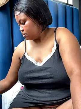 Curveysinaa online show from 11-12-25, 07:20