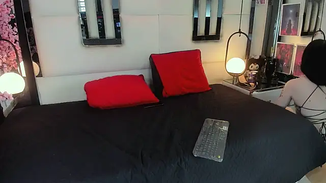 alixxon1 online show from 05-26-26, 03:52