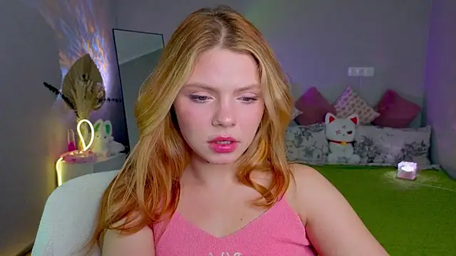 Red  Candy online show from 10-09-25, 02:15