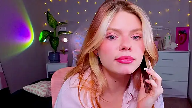 Red  Candy online show from 04-16-26, 05:14