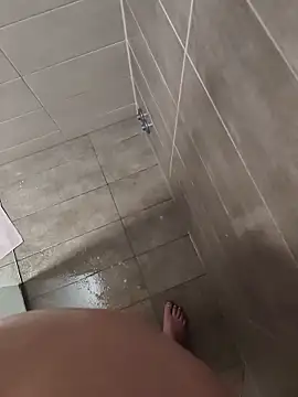 Snapshot of Macanxxx chatting on 10-23-25, 04:50 Macanxxx online show from 10-23-25, 04:50