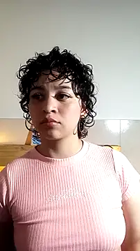 Bitsy Messy online show from 12-14-25, 06:08