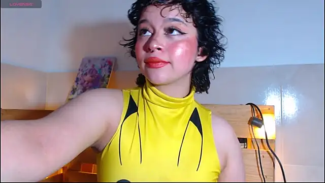 Snapshot of Bitsy_Messy chatting on 01-09-26, 11:50 Bitsy Messy online show from 01-09-26, 11:50