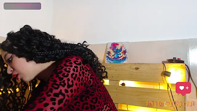 Snapshot of Bitsy_Messy chatting on 02-17-26, 12:51 Bitsy Messy online show from 02-17-26, 12:51