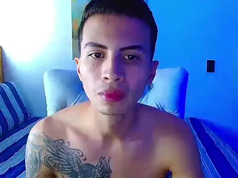 Snapshot of Velk_hot chatting on 03-05-26, 12:56 Velk hot online show from 03-05-26, 12:56