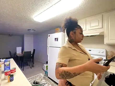 Snapshot of GoddessNih chatting on 01-06-26, 06:06 GoddessNih online show from 01-06-26, 06:06