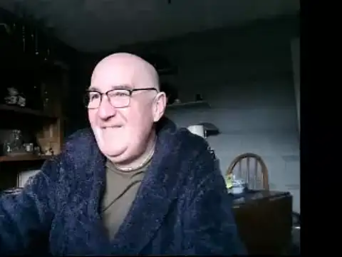 Adamdaddybear online show from 12-12-24, 09:08