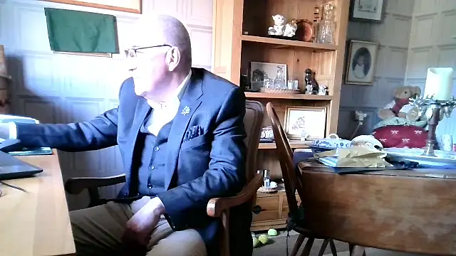 Adamdaddybear online show from 01-30-25, 02:25