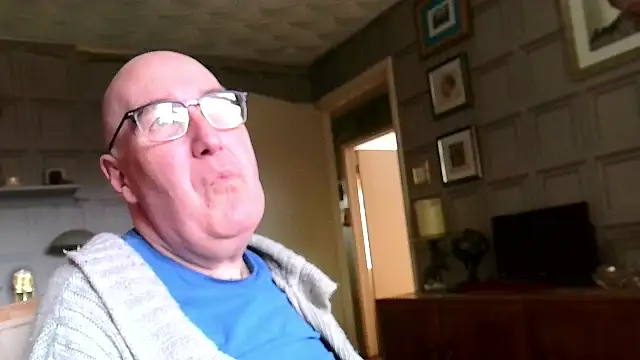 Adamdaddybear online show from 03-09-25, 01:59