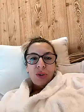 SukyGirl online show from 01-08-25, 11:21