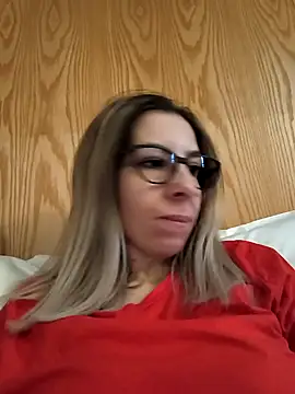 SukyGirl online show from 01-09-25, 12:41