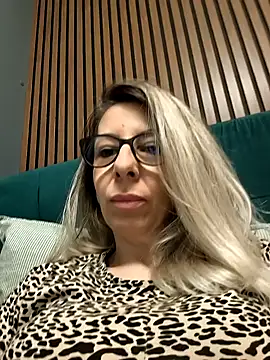 SukyGirl online show from 02-19-25, 09:28