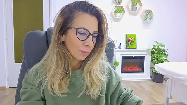 SukyGirl online show from 10-13-25, 07:41