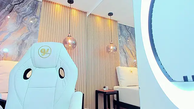 Snapshot of ella_harper chatting on 01-29-25, 02:30 ella harper online show from 01-29-25, 02:30