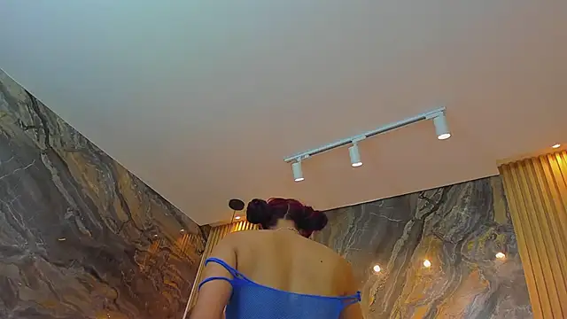 Snapshot of ella_harper chatting on 03-21-25, 08:06 ella harper online show from 03-21-25, 08:06