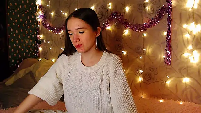 Snapshot of fluffy_kitty_ chatting on 03-05-25, 02:45 fluffy kitty  online show from 03-05-25, 02:45