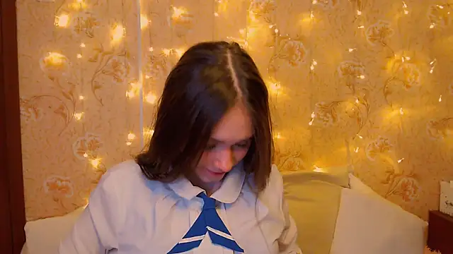 Snapshot of fluffy_kitty_ chatting on 01-13-26, 11:54 fluffy kitty online show from 01-13-26, 11:54