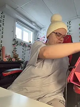 Sweetleeahxx online show from 03-31-26, 12:05