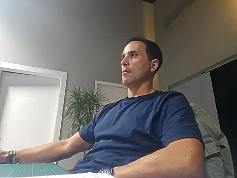 Lucas   81 online show from 10-29-25, 07:48