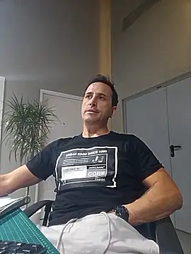 Lucas   81 online show from 11-13-25, 07:24