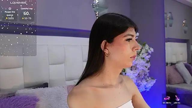 Snapshot of CuteAri chatting on 12-02-25, 08:59 CuteAri online show from 12-02-25, 08:59