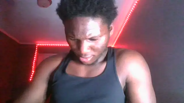 Snapshot of Festivitiesking1 chatting on 06-03-26, 02:25 Festivitiesking1 online show from 06-03-26, 02:25