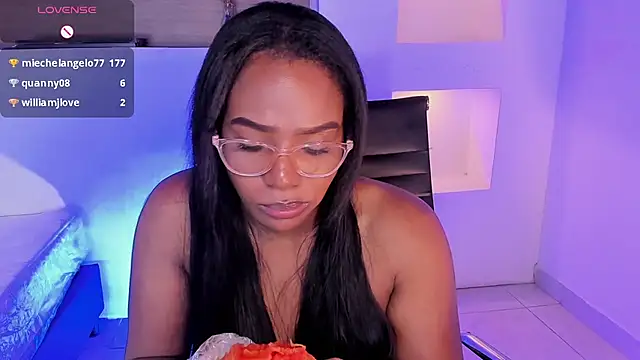 Snapshot of IvyBliss8 chatting on 01-30-25, 06:10 IvyBliss8 online show from 01-30-25, 06:10