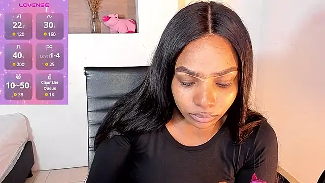 Snapshot of IvyBliss8 chatting on 02-07-25, 01:32 IvyBliss8 online show from 02-07-25, 01:32