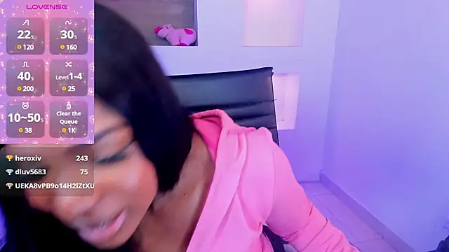 Snapshot of IvyBliss8 chatting on 02-17-25, 06:48 IvyBliss8 online show from 02-17-25, 06:48