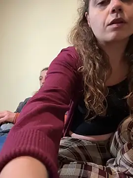 Snapshot of ItalianiMuli chatting on 02-01-26, 06:06 ItalianiMuli online show from 02-01-26, 06:06