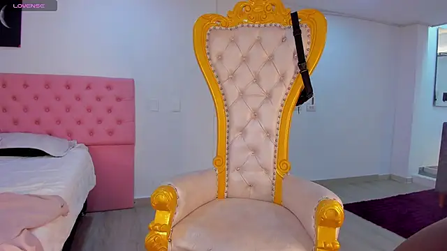 Snapshot of Latrellx7 chatting on 01-05-25, 12:42 Latrellx7 online show from 01-05-25, 12:42