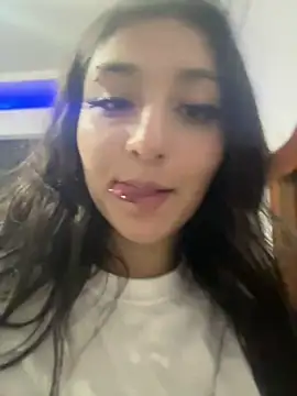 Snapshot of julyana_ chatting on 12-11-24, 03:35 julyana  online show from 12-11-24, 03:35