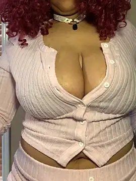 Snapshot of Amber_xo chatting on 01-13-25, 06:16 Amber xo online show from 01-13-25, 06:16